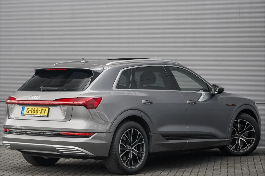 Audi e-tron – foto 6