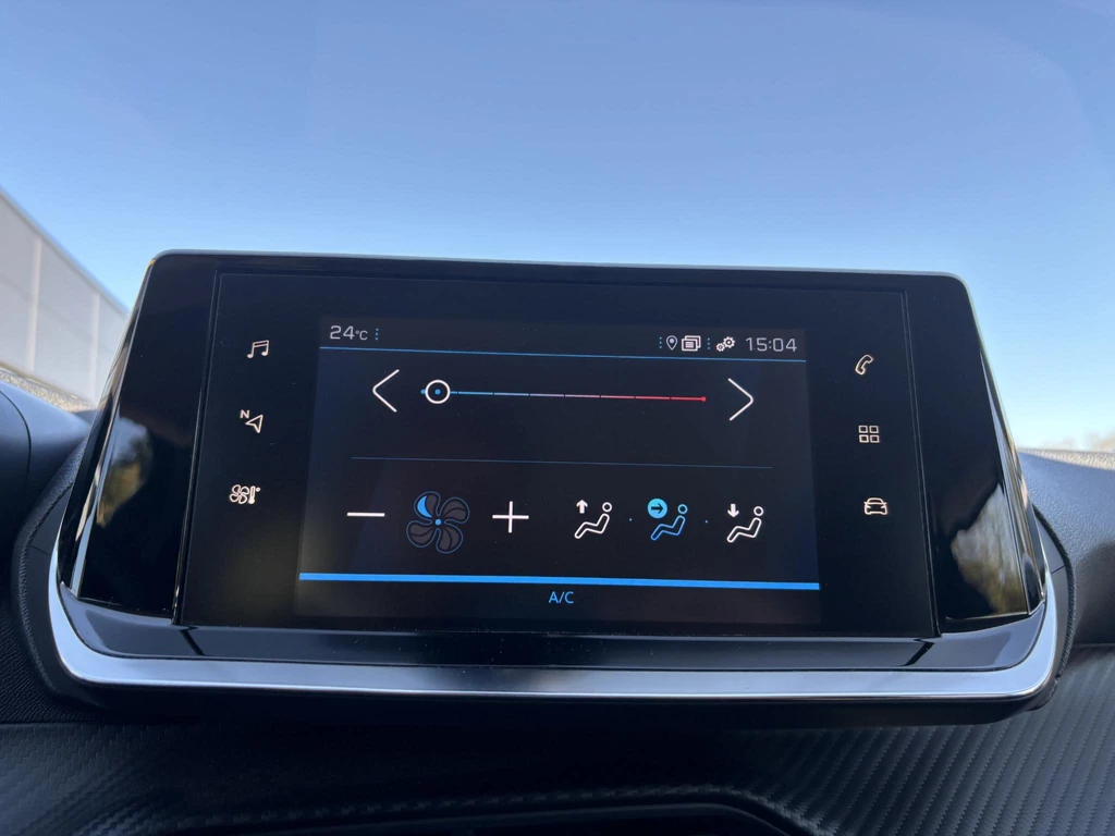 Peugeot 208 – foto 13