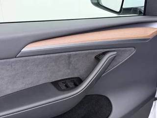 Tesla Model Y – thumbnail 33