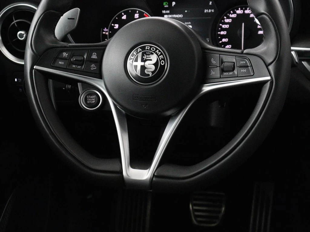 Alfa Romeo Stelvio – foto 12