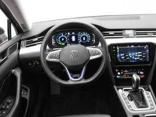 Volkswagen Passat – thumbnail 14