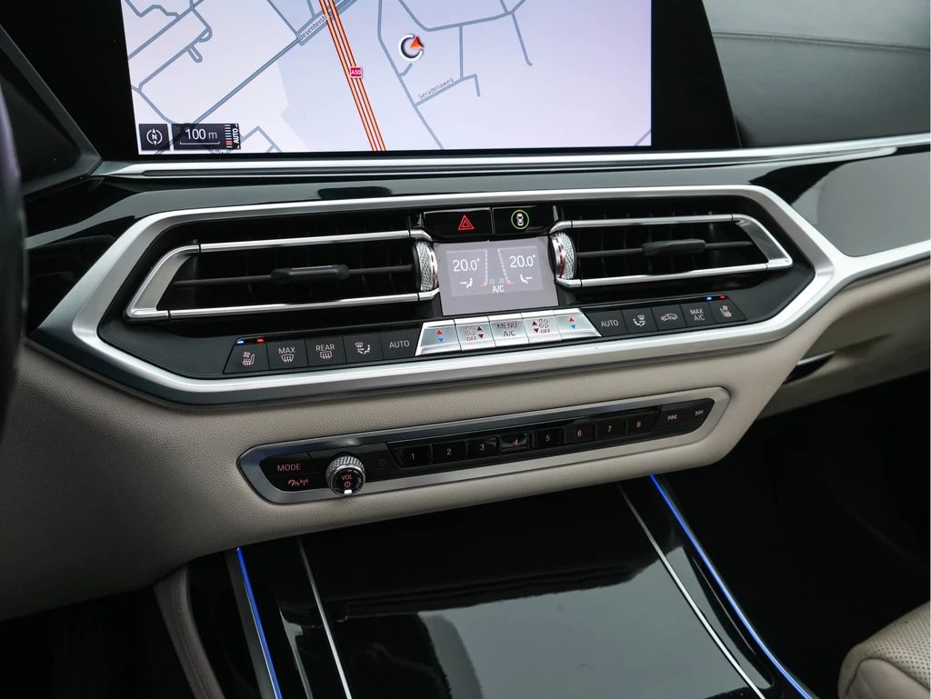 BMW X7 – foto 16