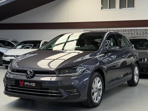 Volkswagen Polo 1.0 TSI CarPlay Camera IQ Lights
