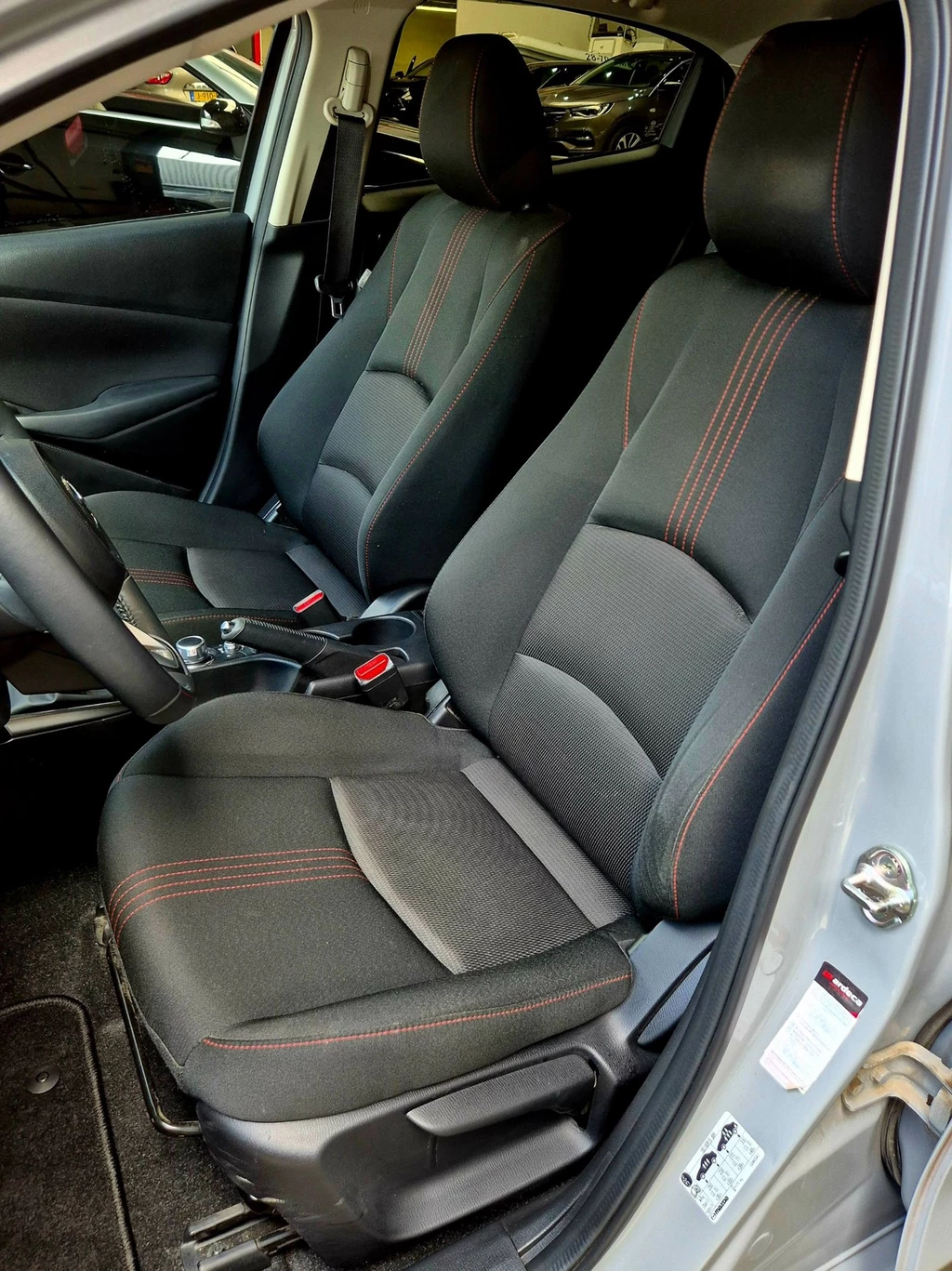 Mazda 2 – foto 14