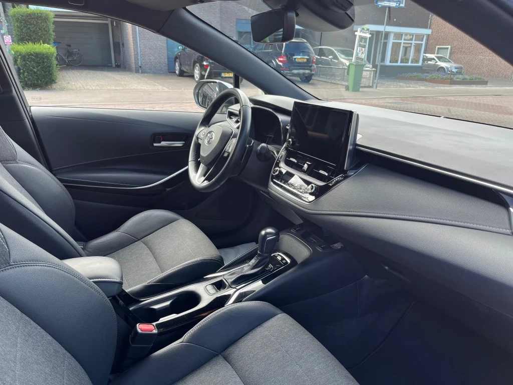 Toyota Corolla Touring Sports – foto 6
