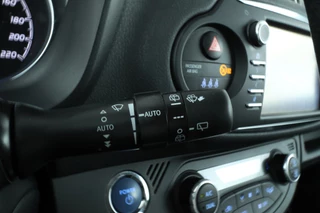 Toyota Yaris – thumbnail 23