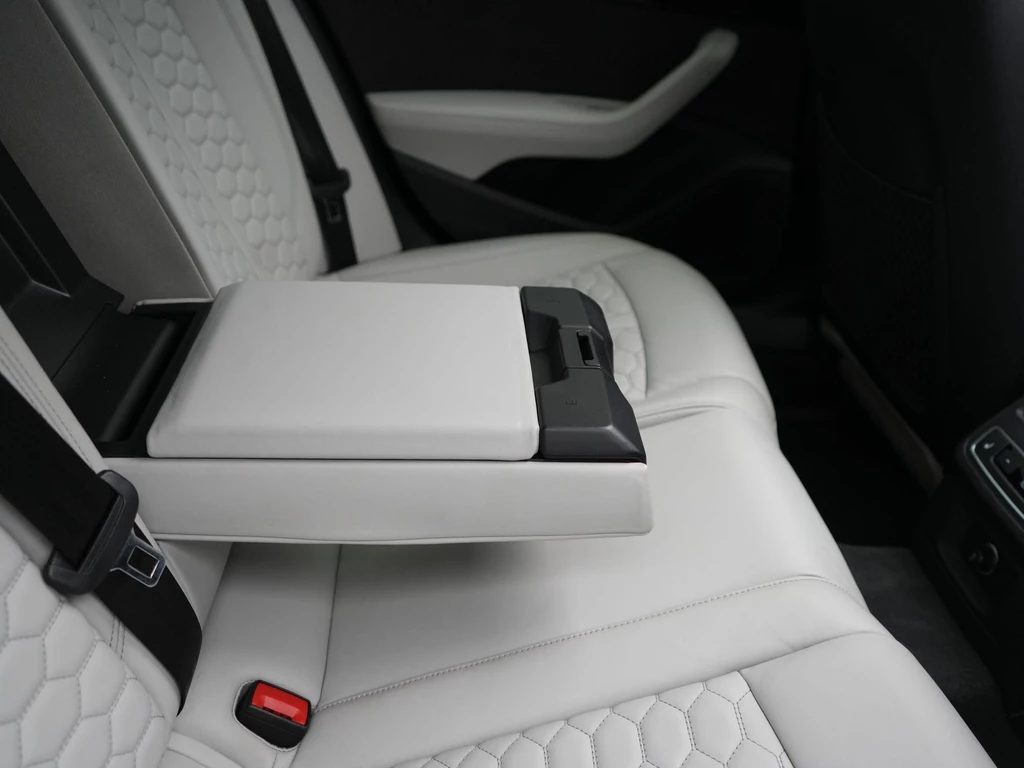 Audi RS4 – foto 51