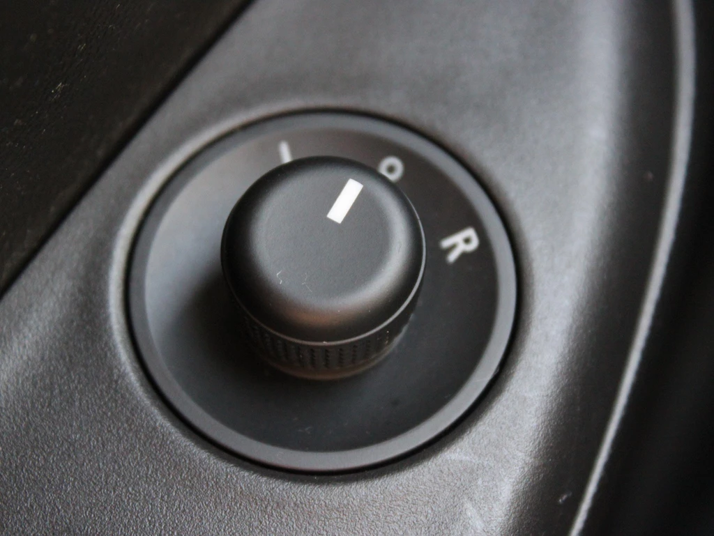 Opel KARL – foto 25