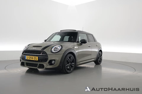 MINI Cooper S Hammersmith - Orig. NL | Pano | HUD | JCW Pakket | Harman Kardon | Adapt. Cruise | Stoelverw. | Leder | PDC | Nav + App.connect | V