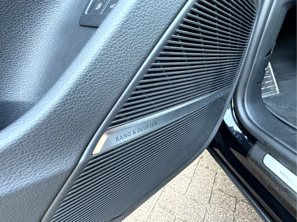 Audi Q8 – foto 22