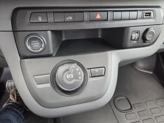Opel Vivaro – thumbnail 30