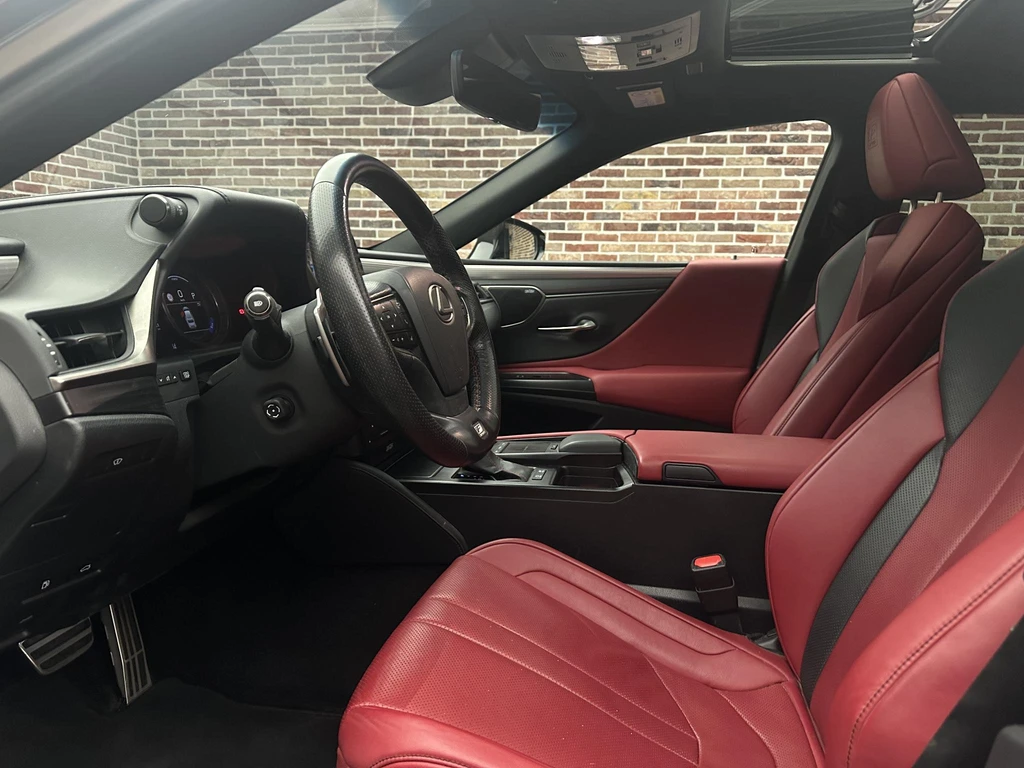 Lexus ES – foto 11