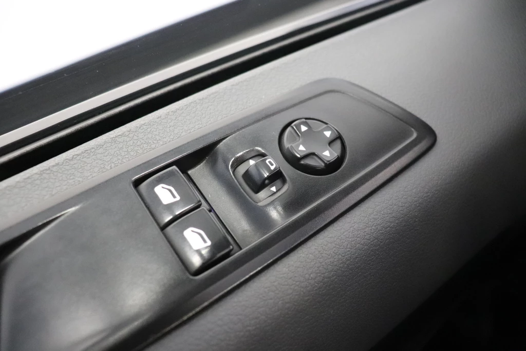 Opel Vivaro – foto 16