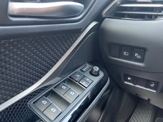 Toyota C-HR – thumbnail 14
