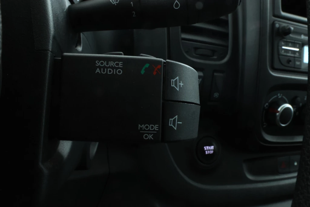 Renault Trafic – foto 21