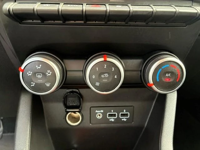 Renault Clio – foto 14