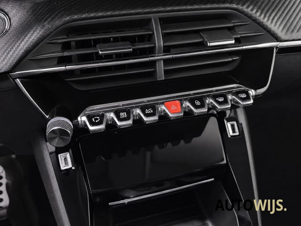 Peugeot 208 – foto 18