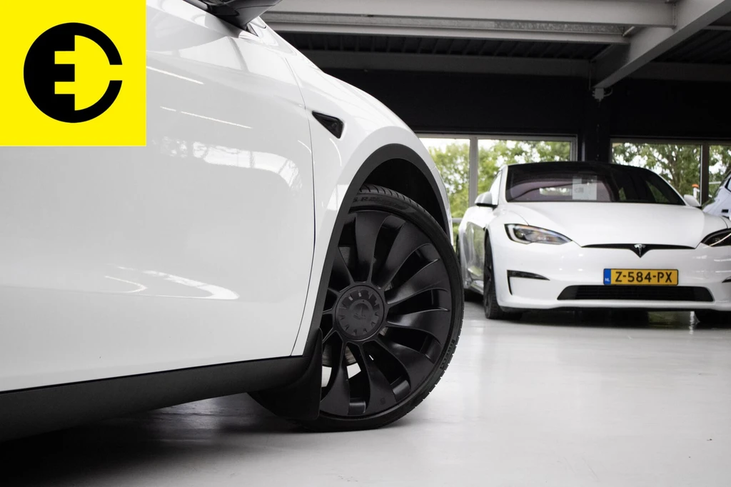 Tesla Model Y – foto 18