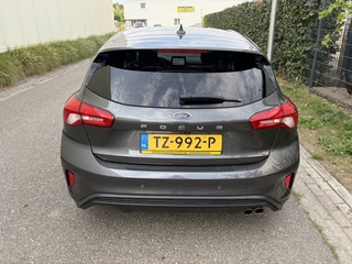 Ford Focus – thumbnail 6