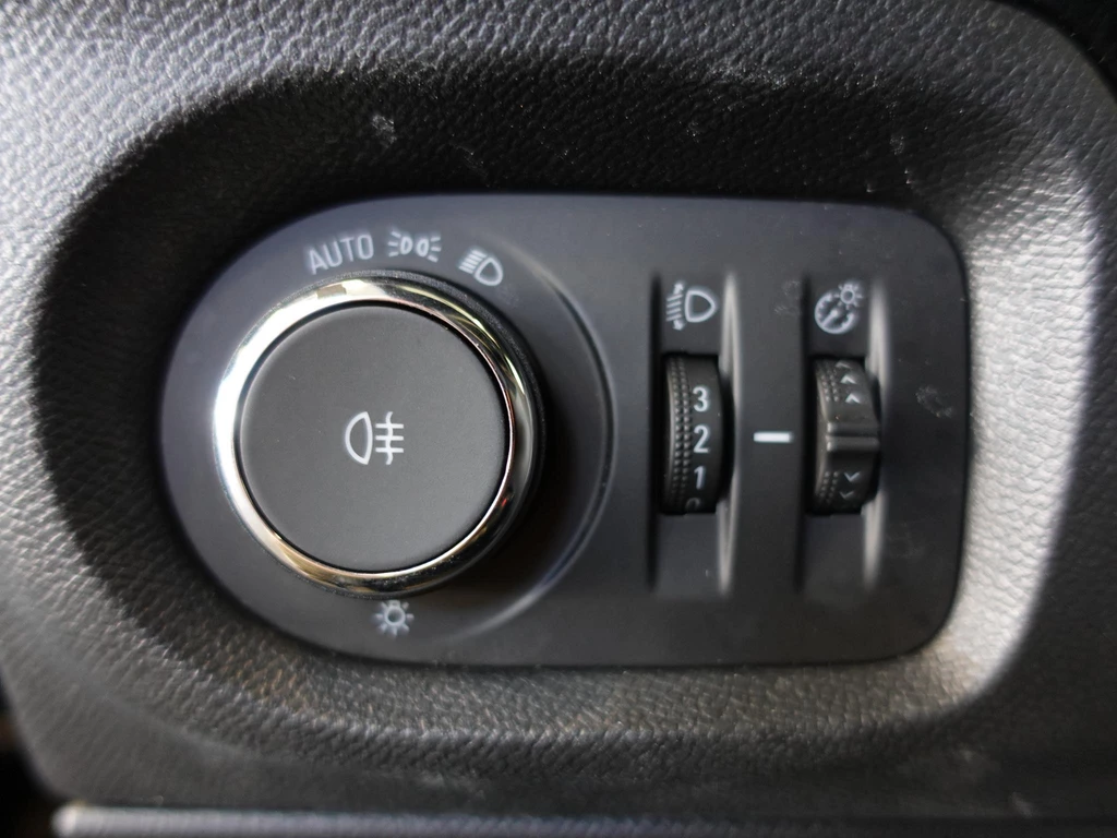 Opel Corsa – foto 18