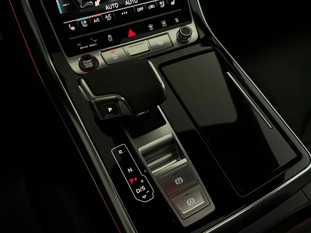 Audi RSQ8 – foto 21