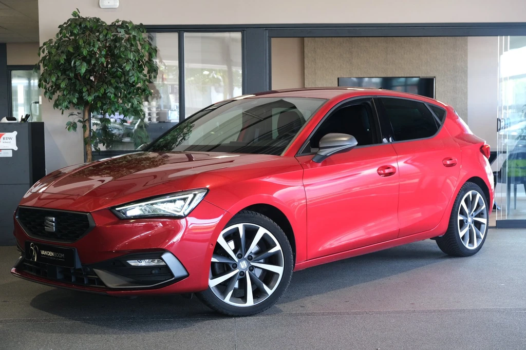 SEAT Leon – foto 1
