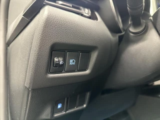 Toyota C-HR – thumbnail 18