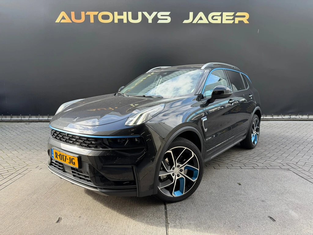 Lynk & Co 01 – foto 1