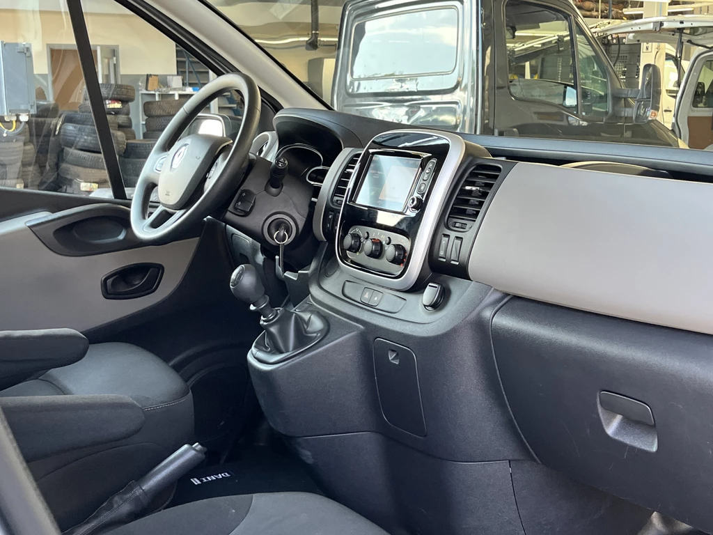 Renault Trafic – foto 16