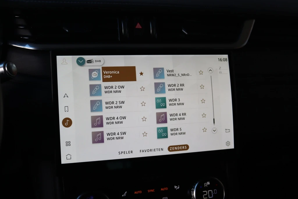 Jaguar F-PACE – foto 27