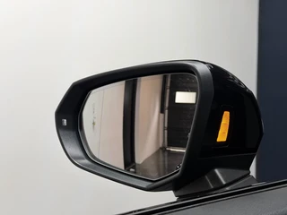 Audi RSQ3 – thumbnail 8