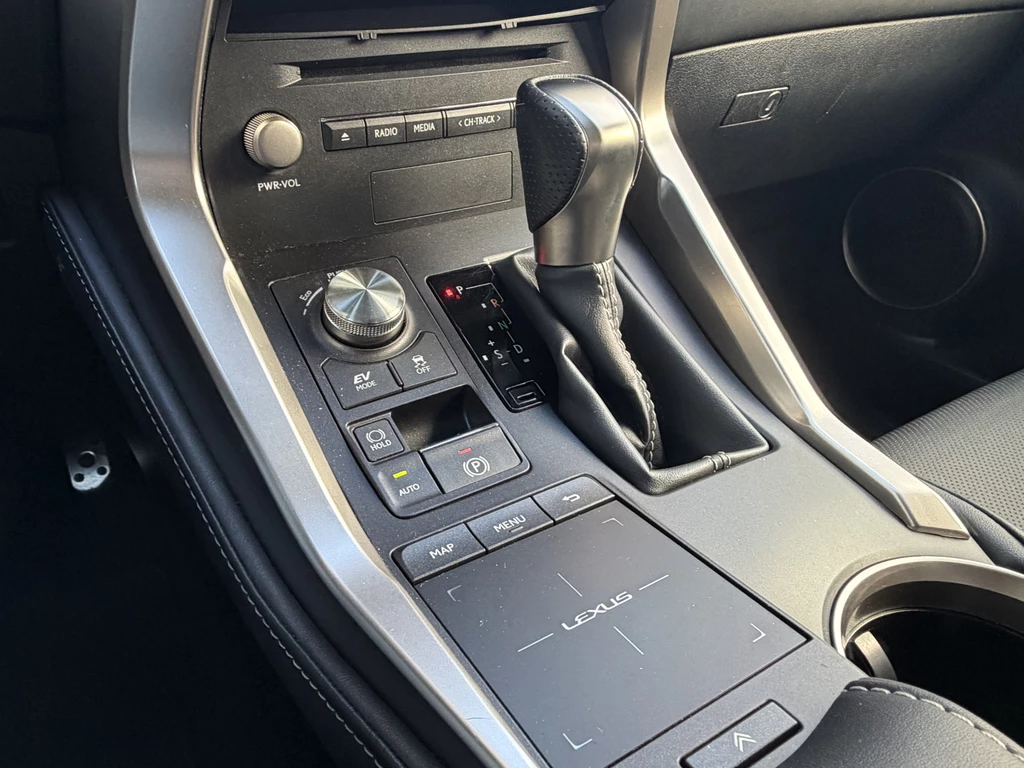 Lexus NX – foto 31