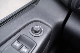 Renault Trafic – thumbnail 35
