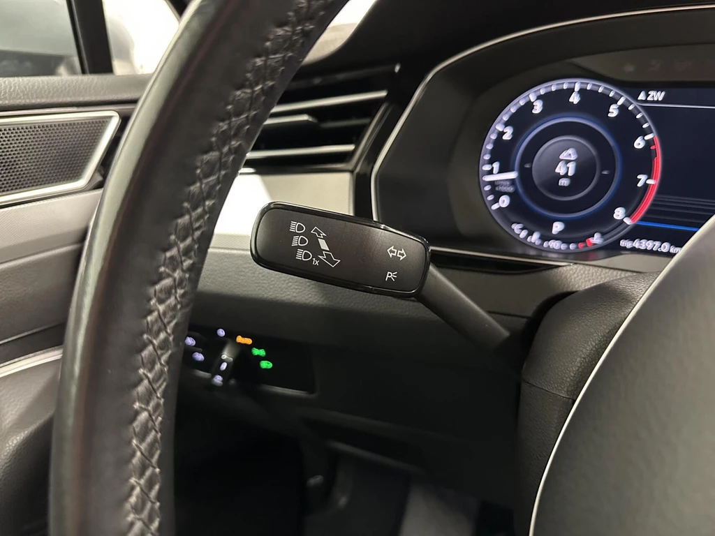 Volkswagen Passat – foto 21