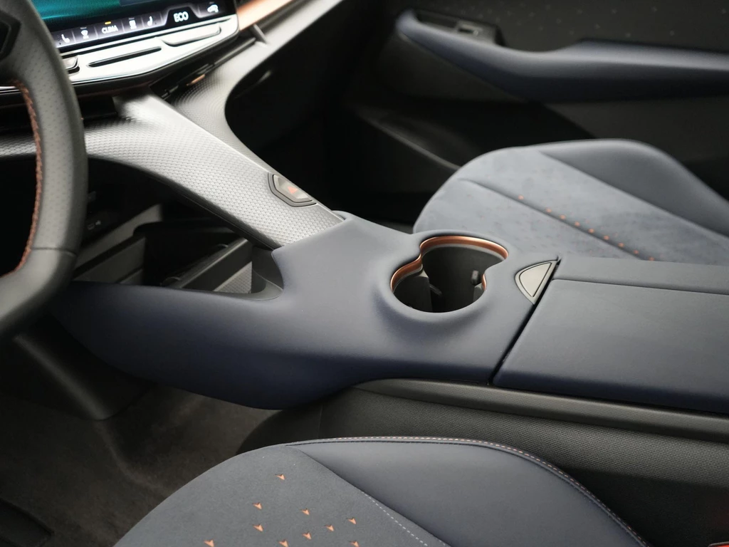 CUPRA Tavascan – foto 38