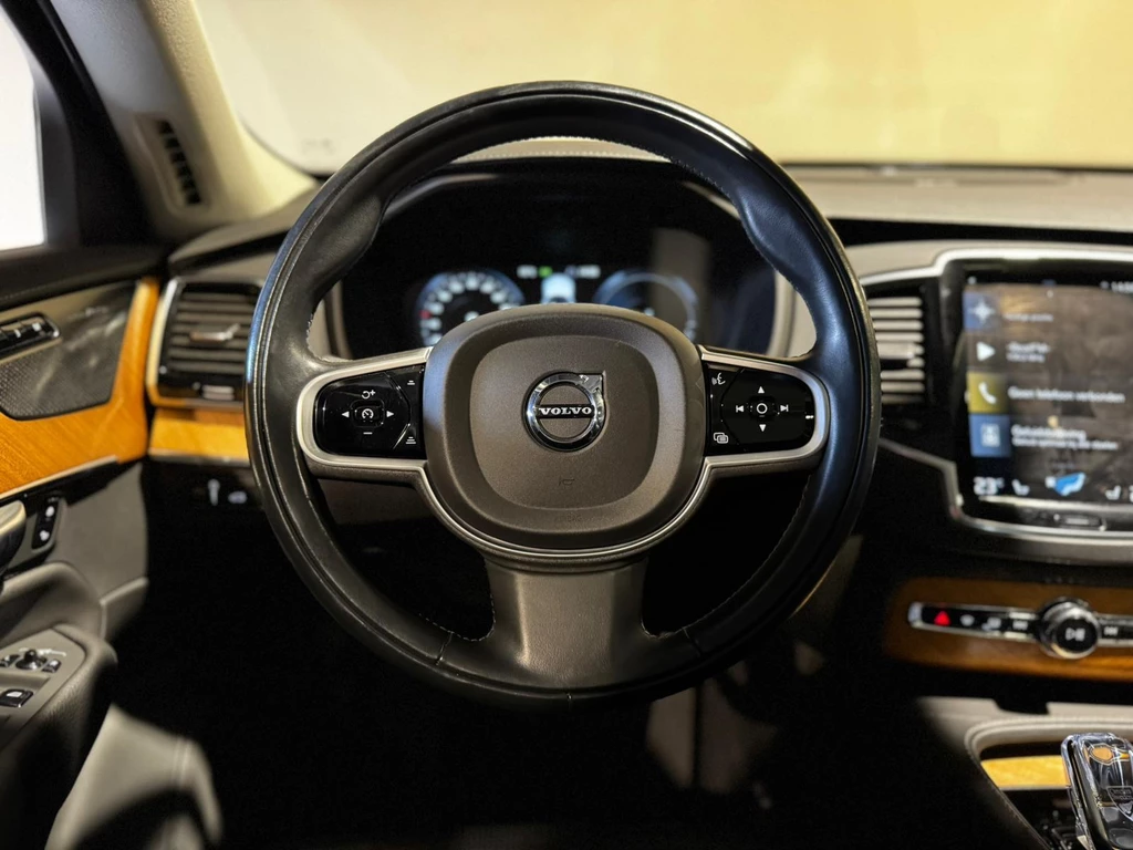Volvo XC90 – foto 26