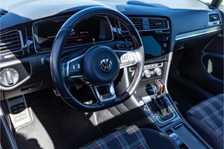 Volkswagen Golf – thumbnail 10