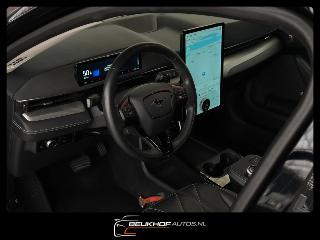 Ford Mustang Mach-E – foto 13