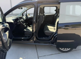 Ford Tourneo Courier – thumbnail 12