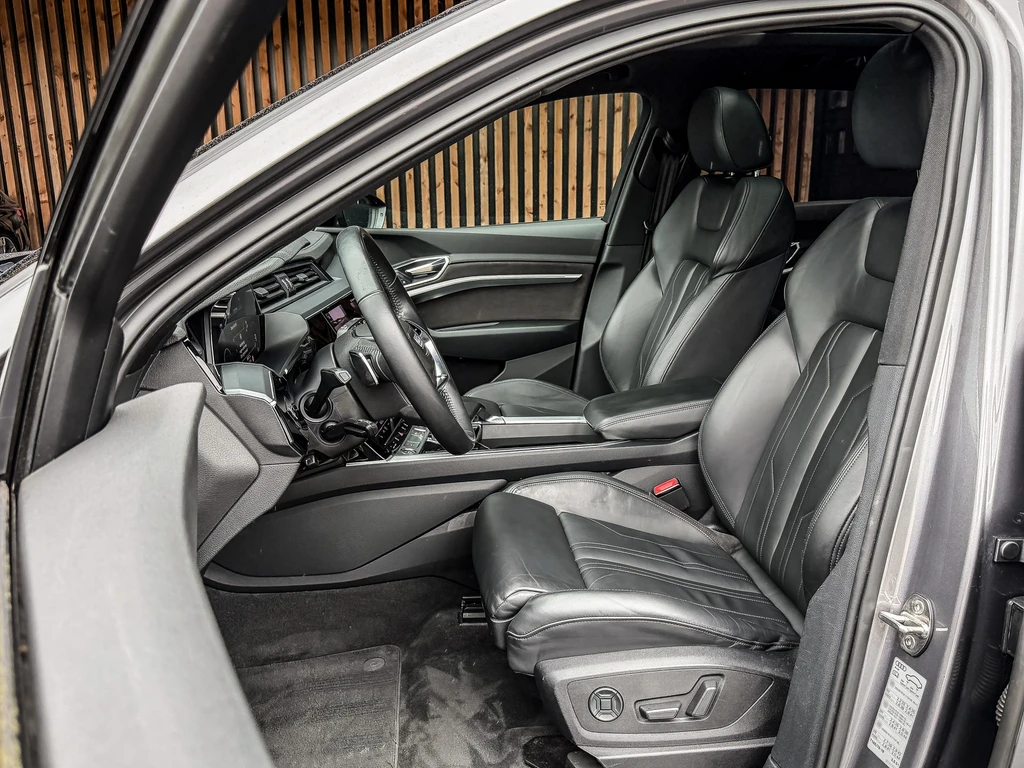 Audi e-tron – foto 27