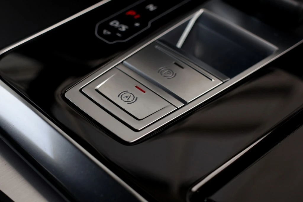 Audi Q8 – foto 32