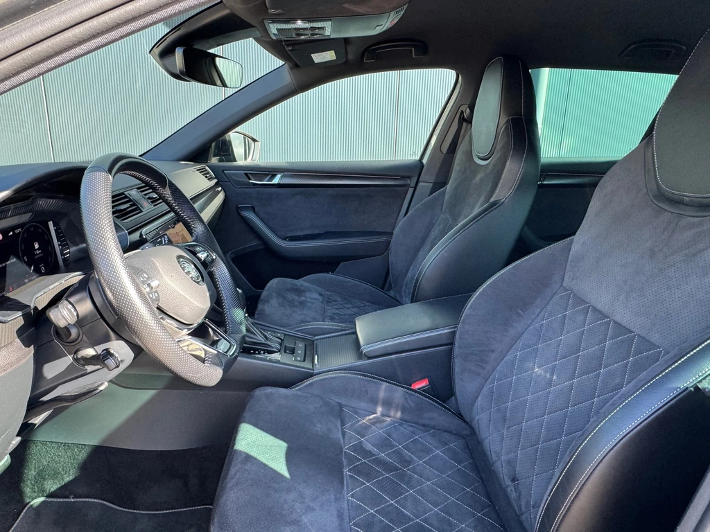 Škoda Superb – foto 10