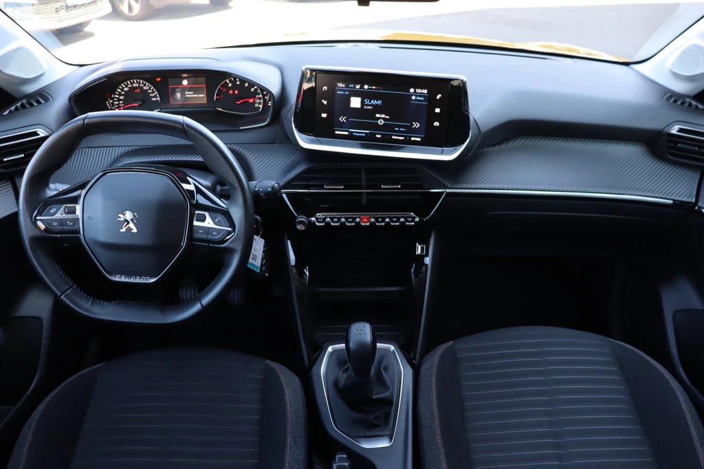 Peugeot 208 – foto 9