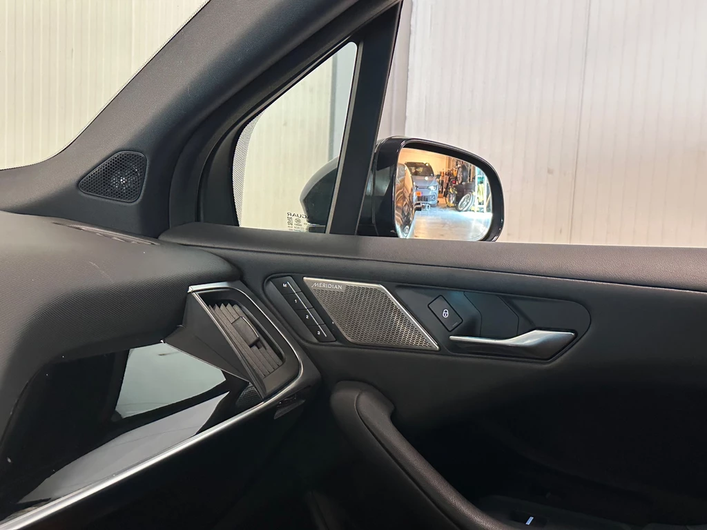 Jaguar I-PACE – foto 25