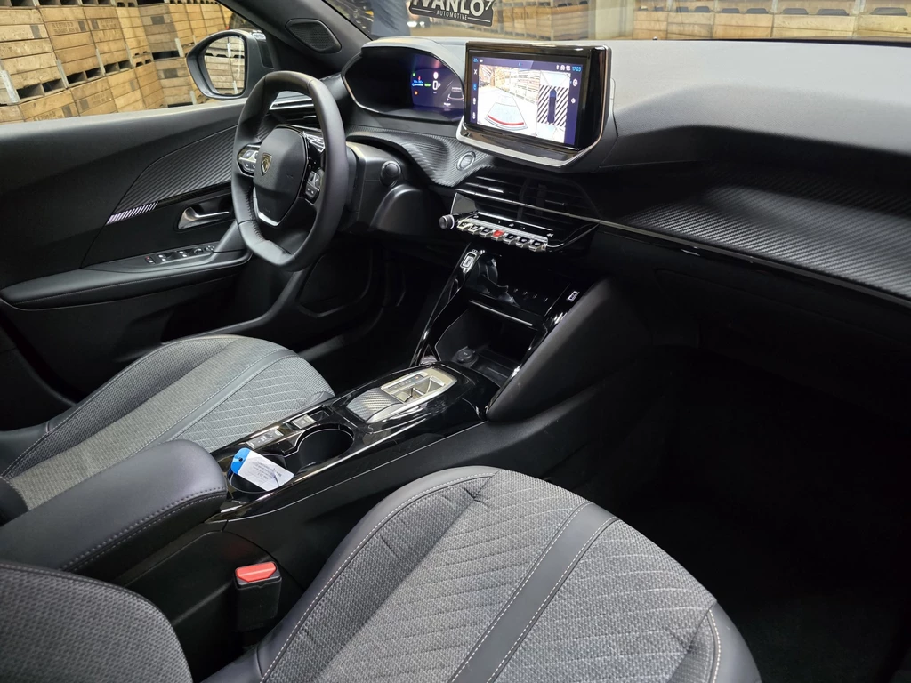 Peugeot e-2008 – foto 14