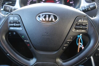 Kia cee'd – thumbnail 17