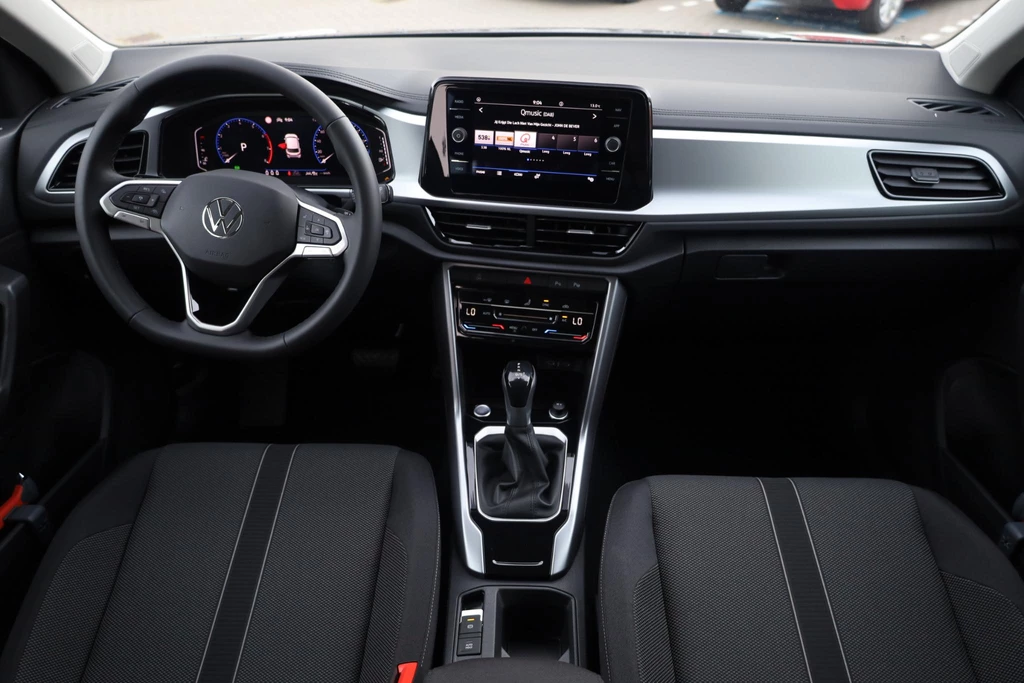Volkswagen T-Roc – foto 7