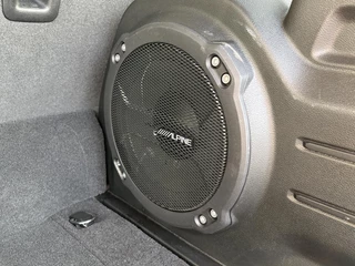 Jeep Wrangler – thumbnail 13