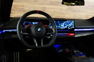 BMW M5 – thumbnail 22