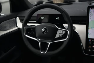 Volvo EX90 – thumbnail 8